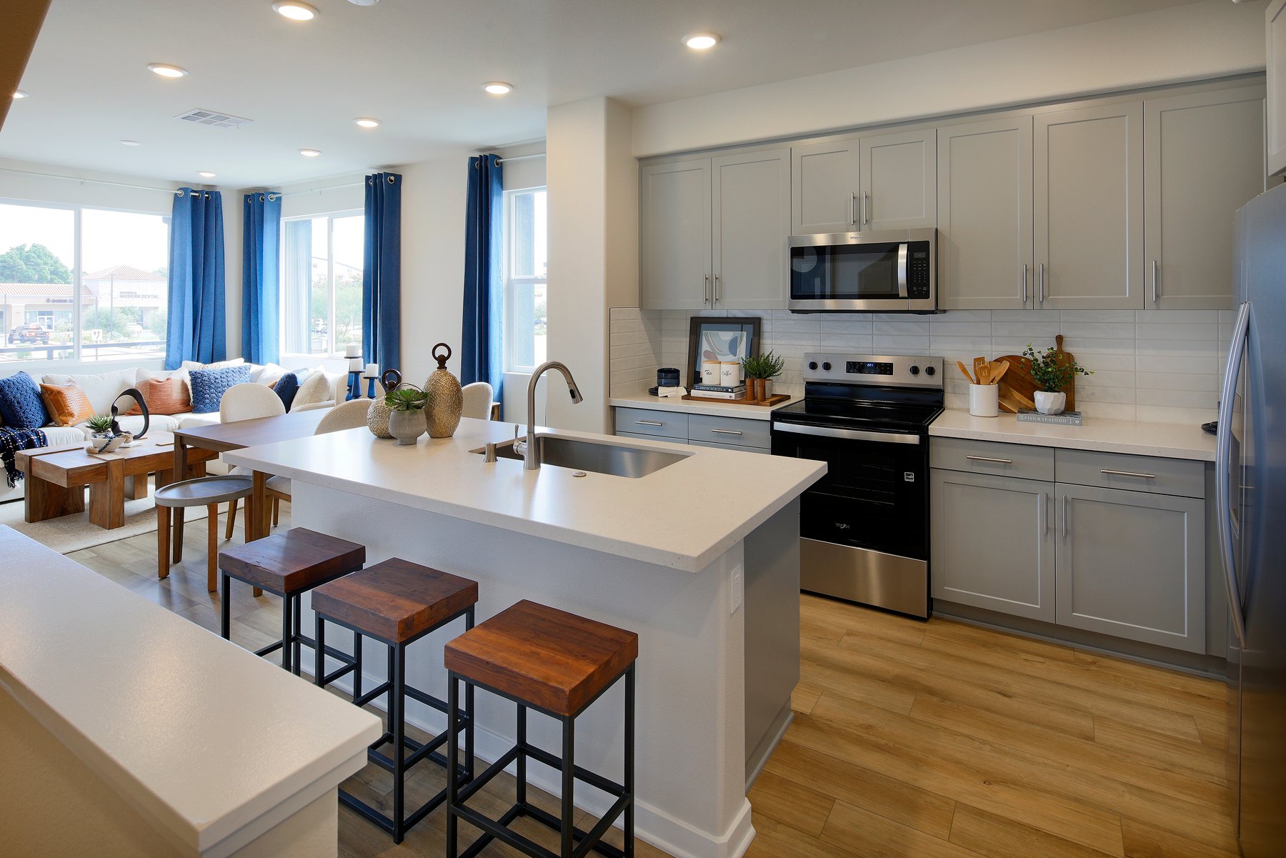 0024 9523 HANNAH WAY