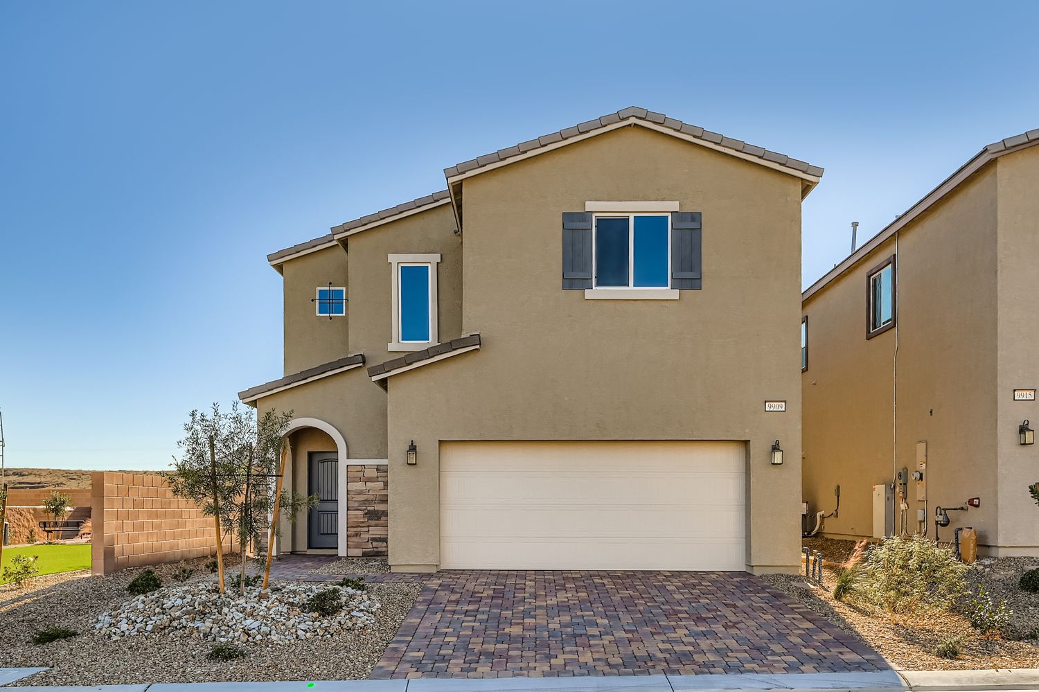 SW0258 9909 Ruby Dome Avenue